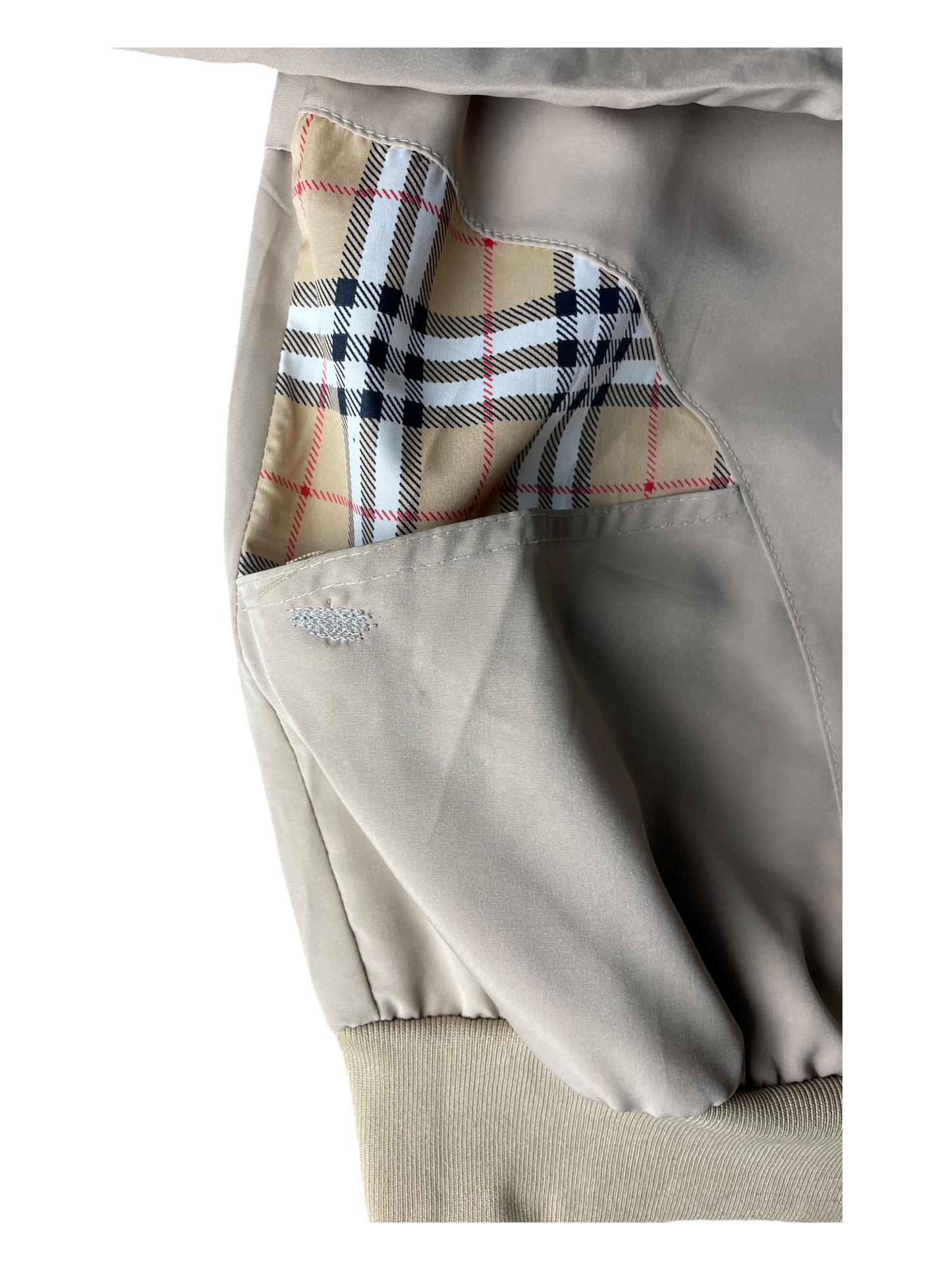 Burberry's Waterproof Pullover Men's Size M